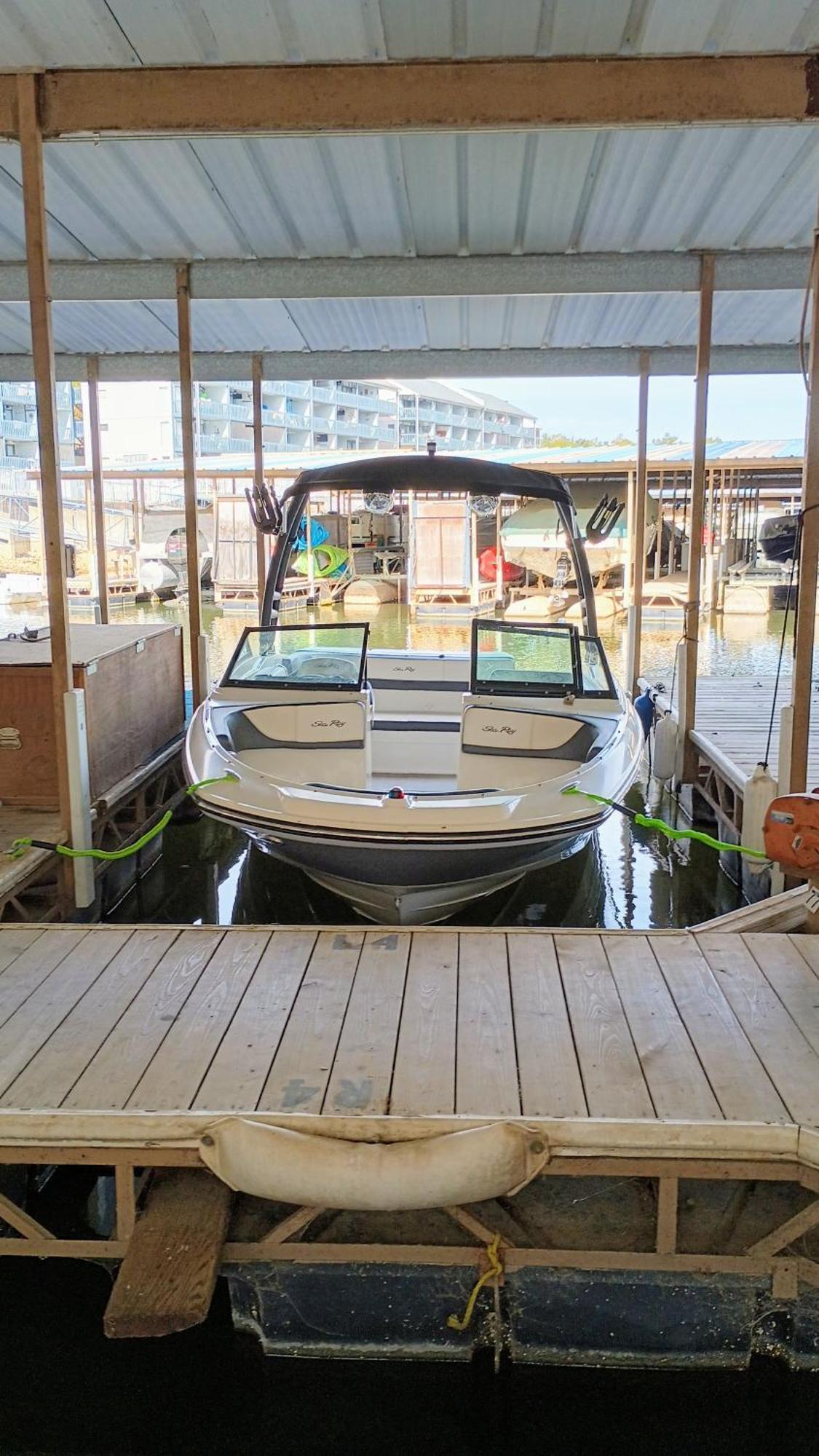 F Lakefront! Remodeled, Sleeps 4, Boat Slip, Patio, Wifi, Cable, Pool Osage Beach Luaran gambar